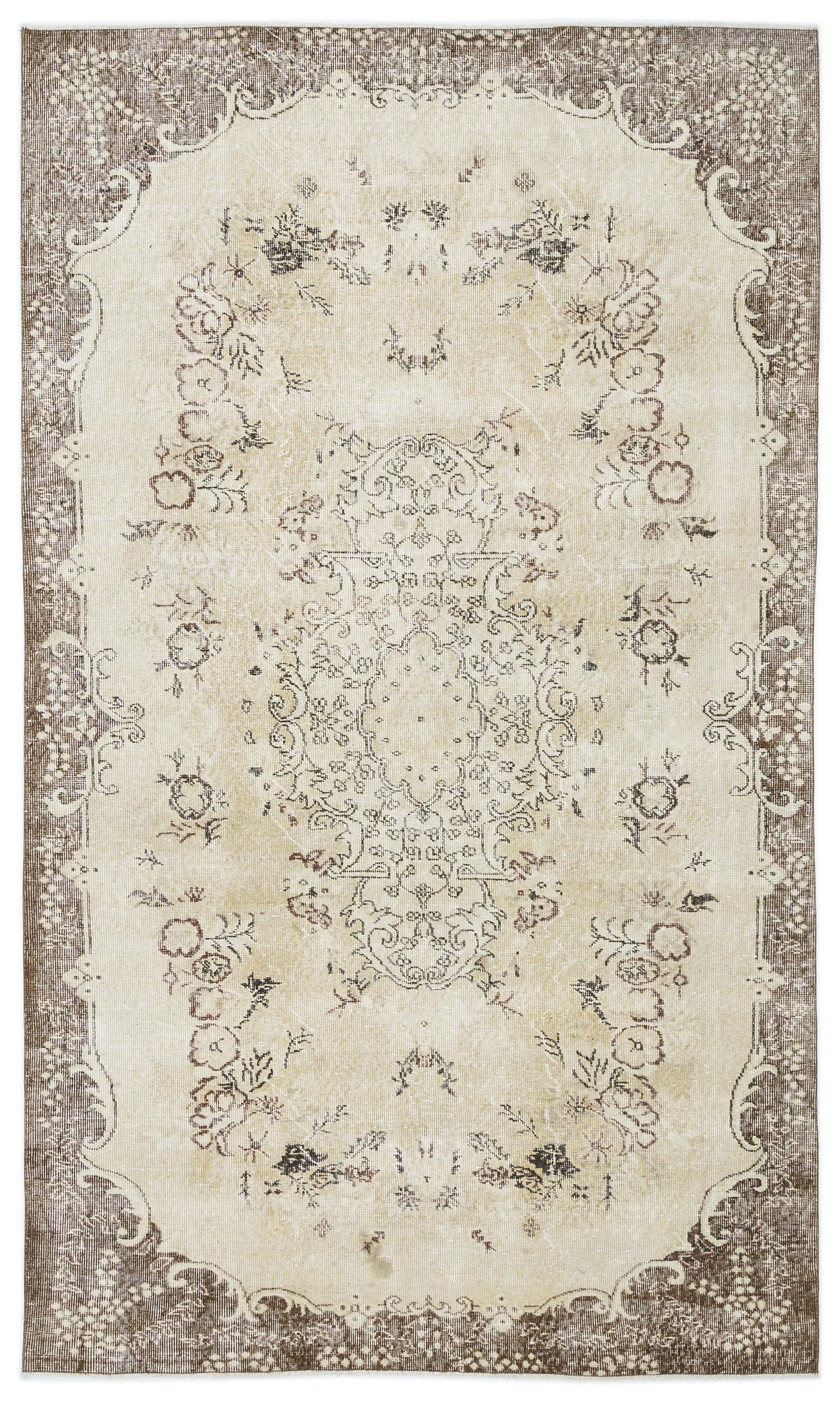 Gipota - Vintage Medallion Rug - 5'7 X 9'5