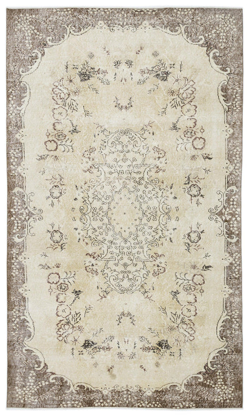 Load image 1 in gallery view. Gipota - Vintage Medallion Rug - 5'7 X 9'5