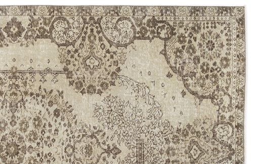 Load image 1 in gallery view. Drana - Vintage Medallion Rug - 5'3 X 8'8