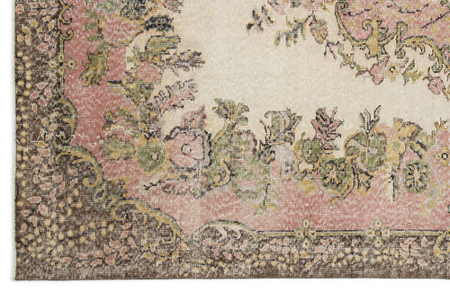 Load image 1 in gallery view. Divala - Vintage Medallion Rug - 5'9 X 9'3