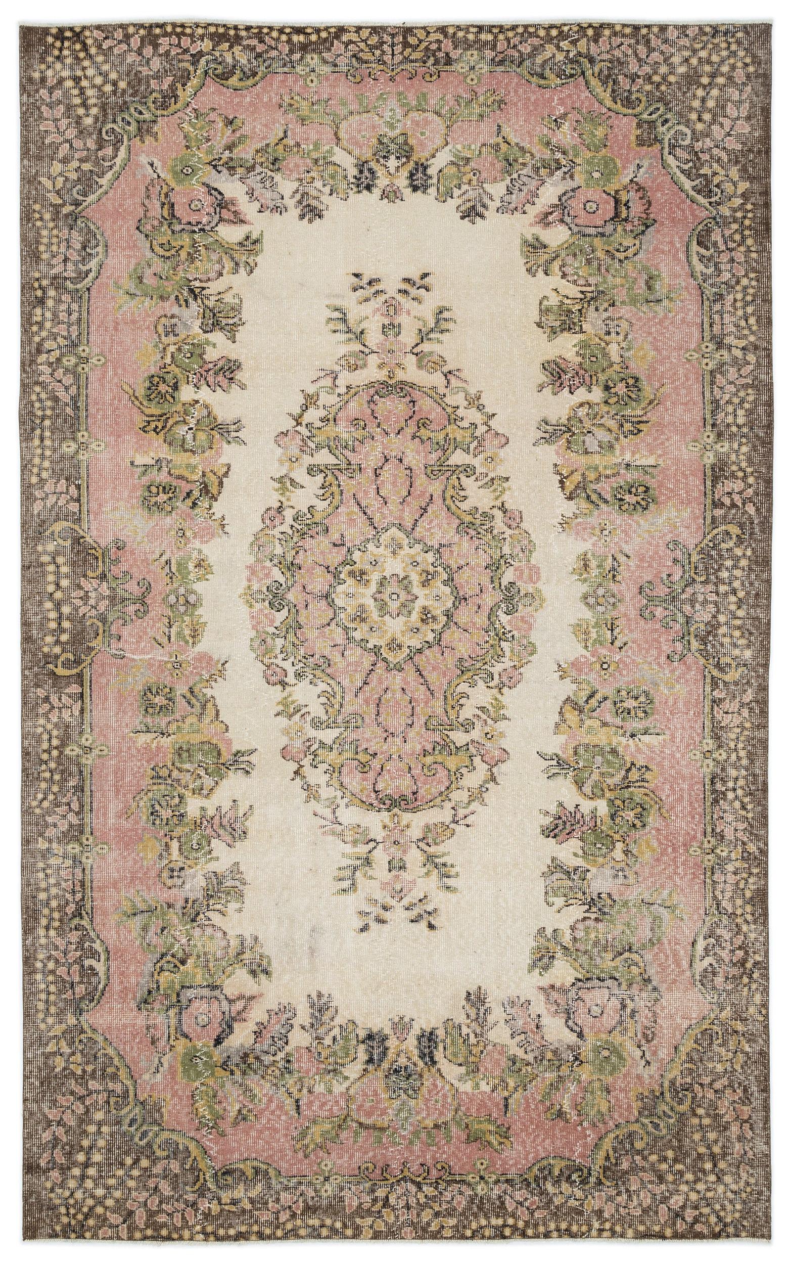 Divala - Vintage Medallion Rug - 5'9 X 9'3