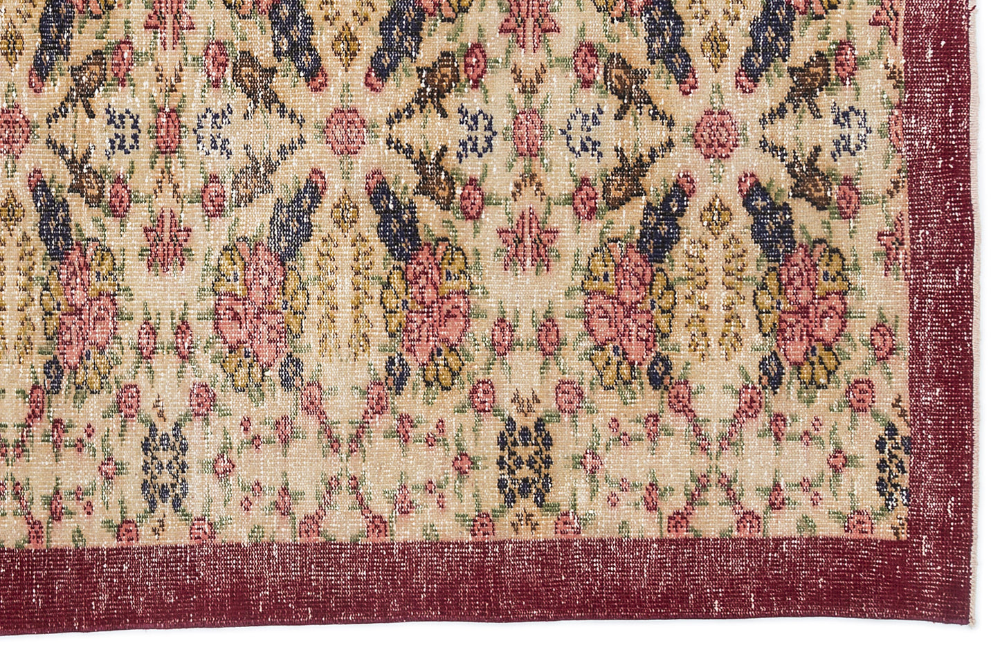 Trauva - Vintage Floral Rug - 4'4 X 7'9
