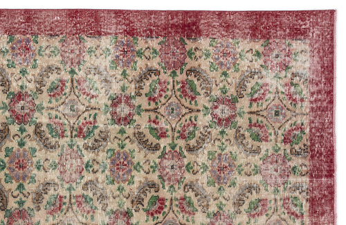 Load image 1 in gallery view. Bruis - Vintage Floral Rug - 5'5 X 9'5