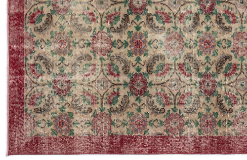 Load image 1 in gallery view. Bruis - Vintage Floral Rug - 5'5 X 9'5