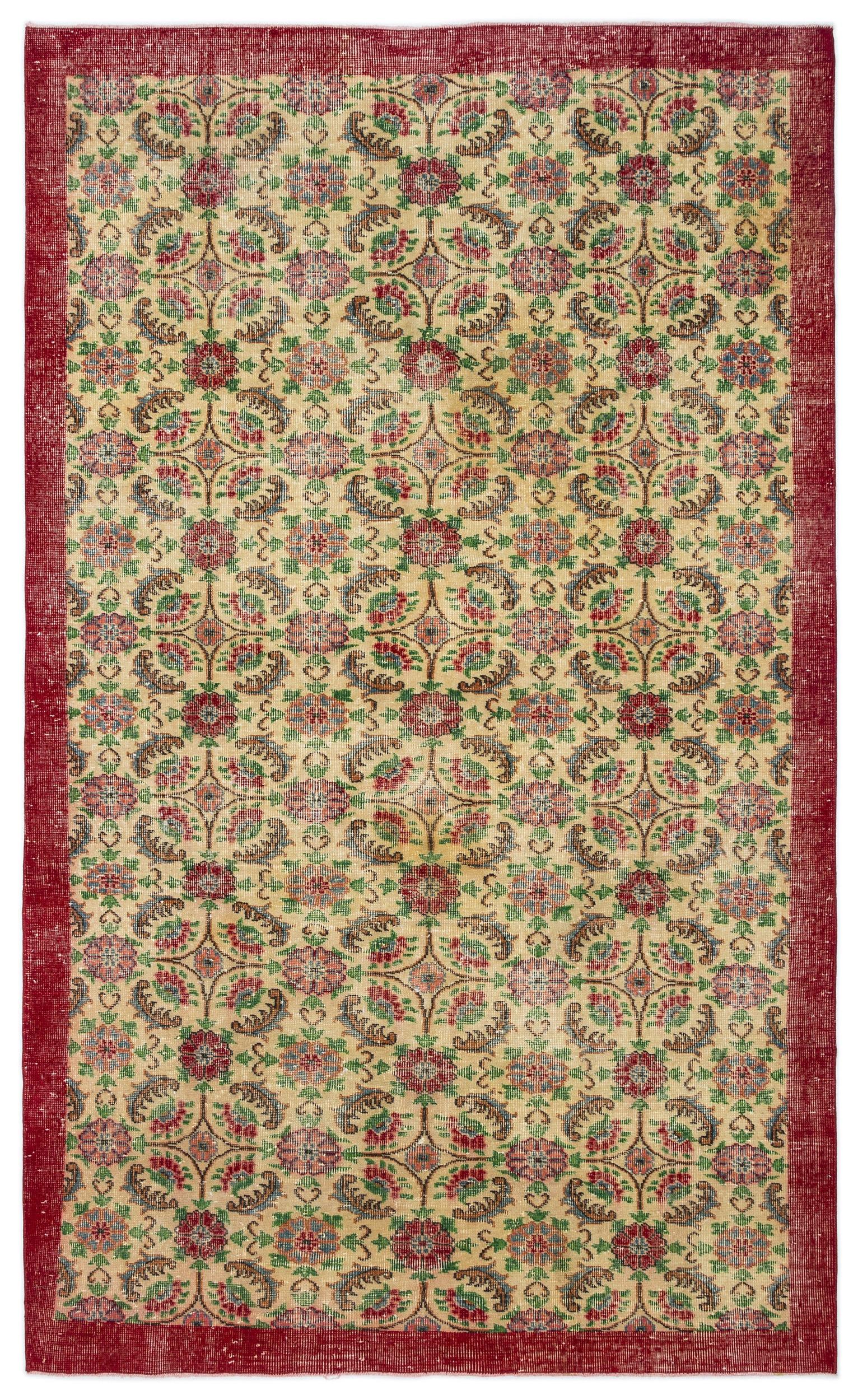 Breufeis - Vintage Floral Rug - 5'9 X 9'7