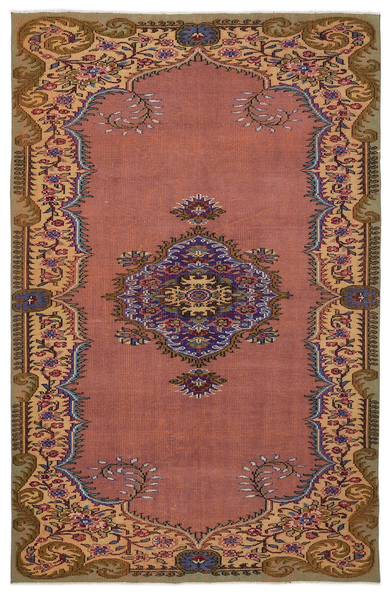 Heniel - Vintage Medallion Rug - 6'1 X 9'3