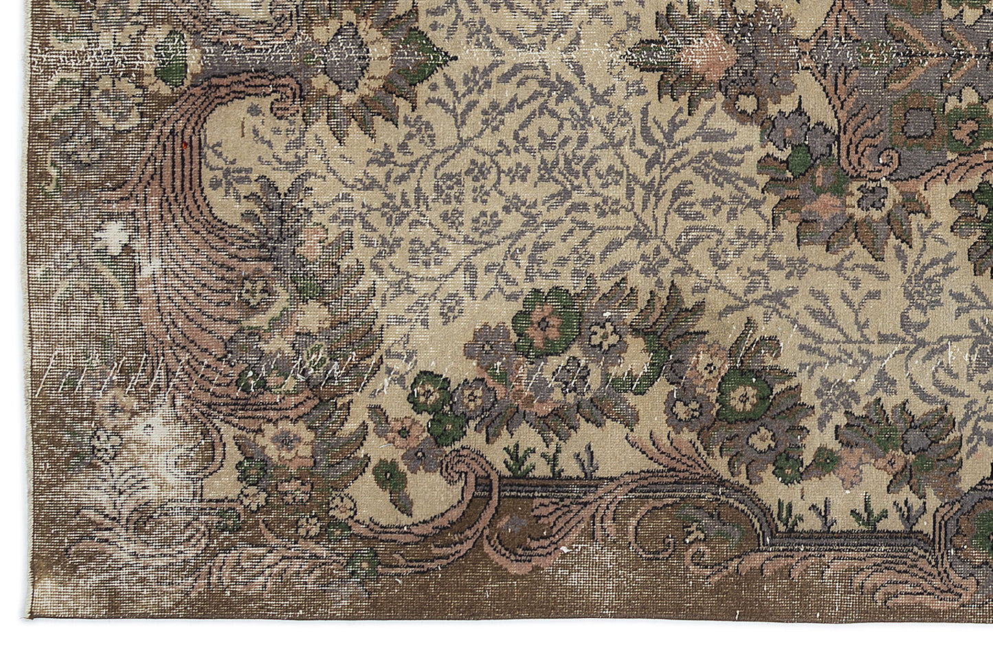 Ragoya - Vintage Medallion Rug - 5'5 X 9'10