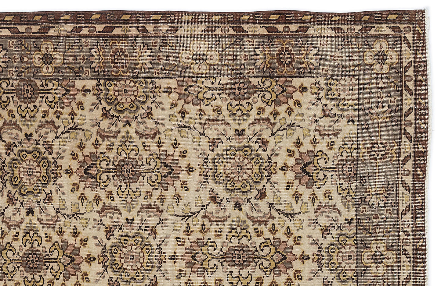 Frareva - Vintage Floral Rug - 5'6 X 9'2