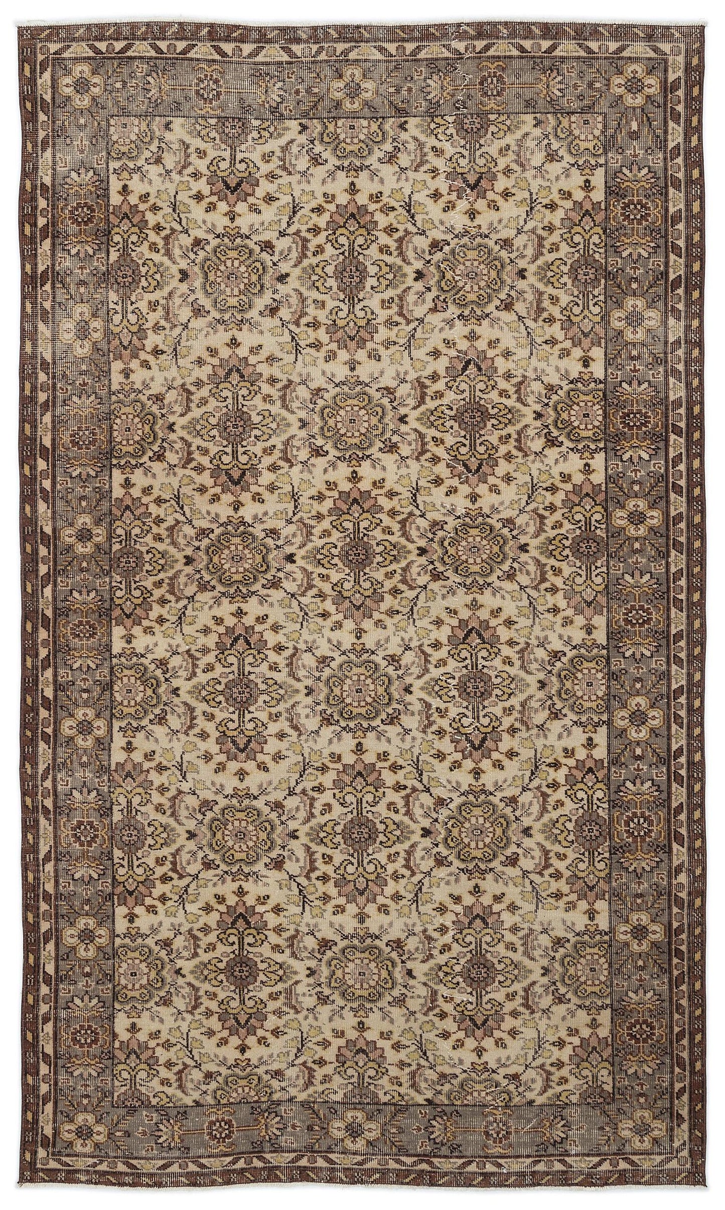 Frareva - Vintage Floral Rug - 5'6 X 9'2