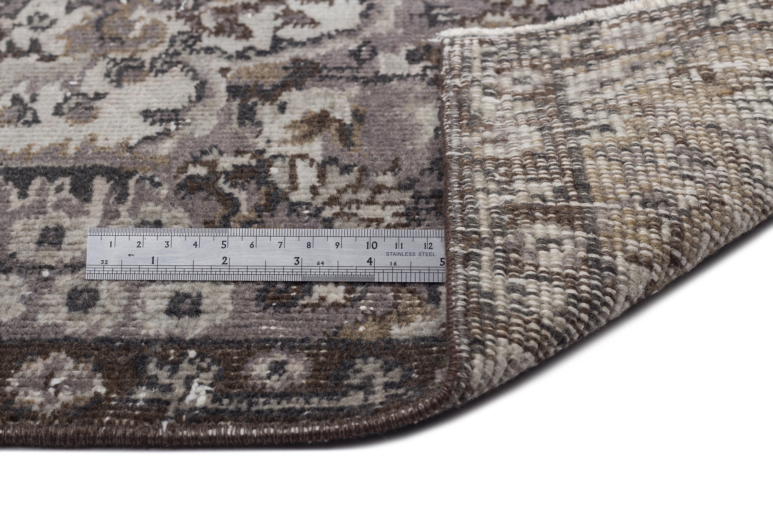 Fesaix - Vintage Medallion Rug - 5'5 X 8'3