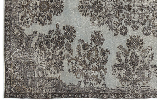 Load image 1 in gallery view. Fesaix - Vintage Medallion Rug - 5'5 X 8'3