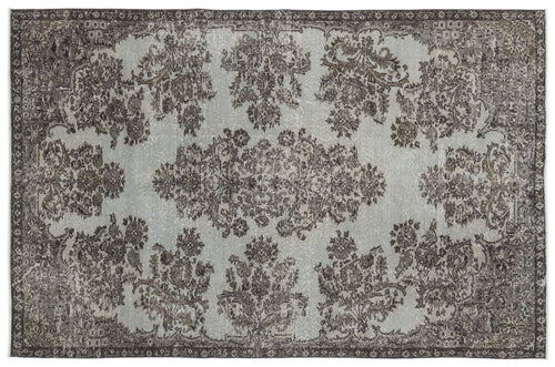 Load image 1 in gallery view. Fesaix - Vintage Medallion Rug - 5'5 X 8'3