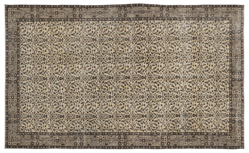 Load image 1 in gallery view. Thaetaex - Vintage Floral Rug - 5'7 X 9'5