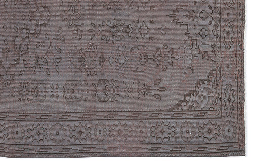 Load image 1 in gallery view. Fluna - Vintage Distressed Rug - 5'5 X 8'10