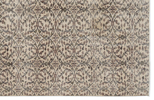Load image 1 in gallery view. Copoel - Vintage Floral Rug - 5'4 X 9'1