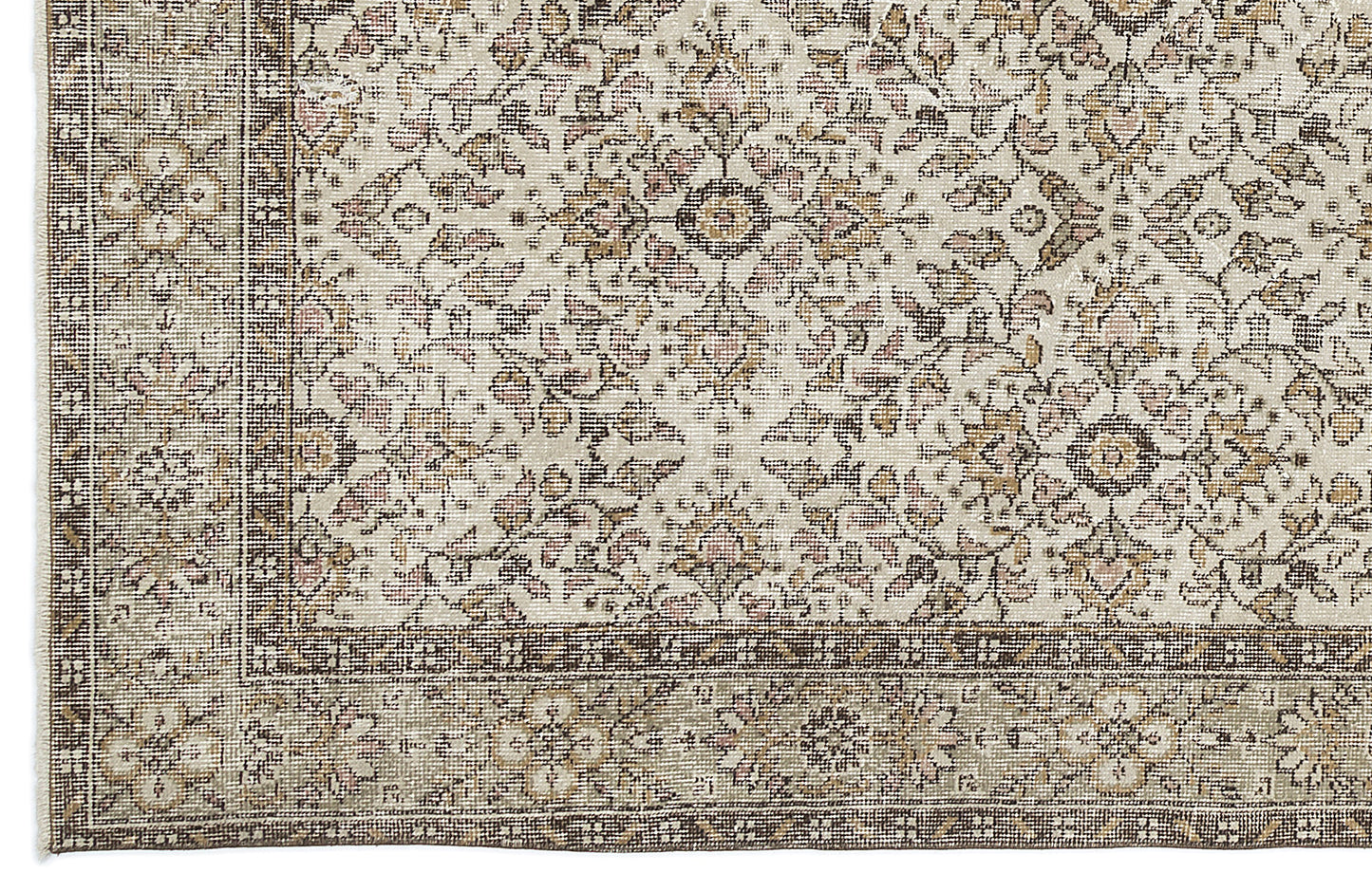 Baegael - Vintage Floral Rug - 5'10 X 9'11