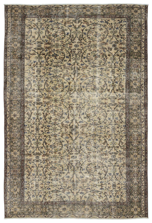 Load image 1 in gallery view. Preane - Vintage Floral Rug - 5'9 X 8'6