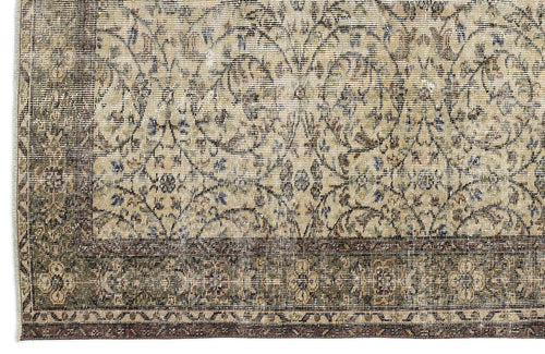 Load image 1 in gallery view. Preane - Vintage Floral Rug - 5'9 X 8'6