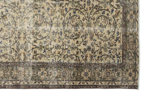Load image 1 in gallery view. Preane - Vintage Floral Rug - 5'9 X 8'6