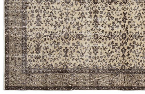 Load image 1 in gallery view. Kehuda - Vintage Floral Rug - 5'10 X 9'1