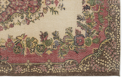 Load image 1 in gallery view. Kafoex - Vintage Medallion Rug - 5'8 X 9'6