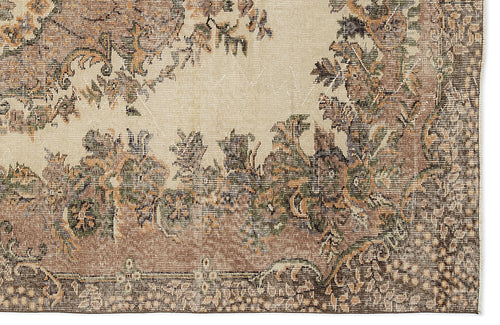 Load image 1 in gallery view. Vadeyn - Vintage Medallion Rug - 5'11 X 9'1