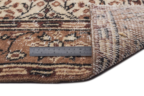 Load image 1 in gallery view. Bikuon - Vintage Floral Rug - 5'3 X 8'11