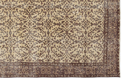 Load image 1 in gallery view. Priova - Vintage Floral Rug - 5'3 X 9'3