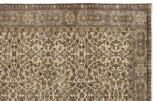 Load image 1 in gallery view. Loaveon - Vintage Floral Rug - 5'4 X 8'4