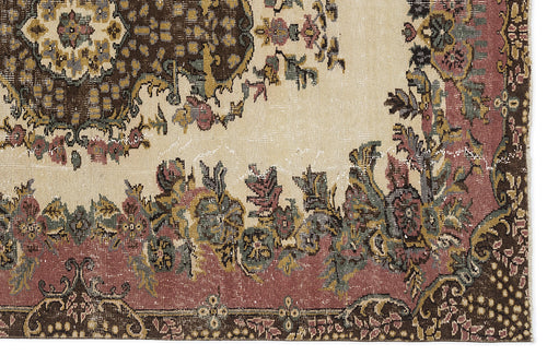 Load image 1 in gallery view. Coayn - Vintage Medallion Rug - 5'9 X 8'8