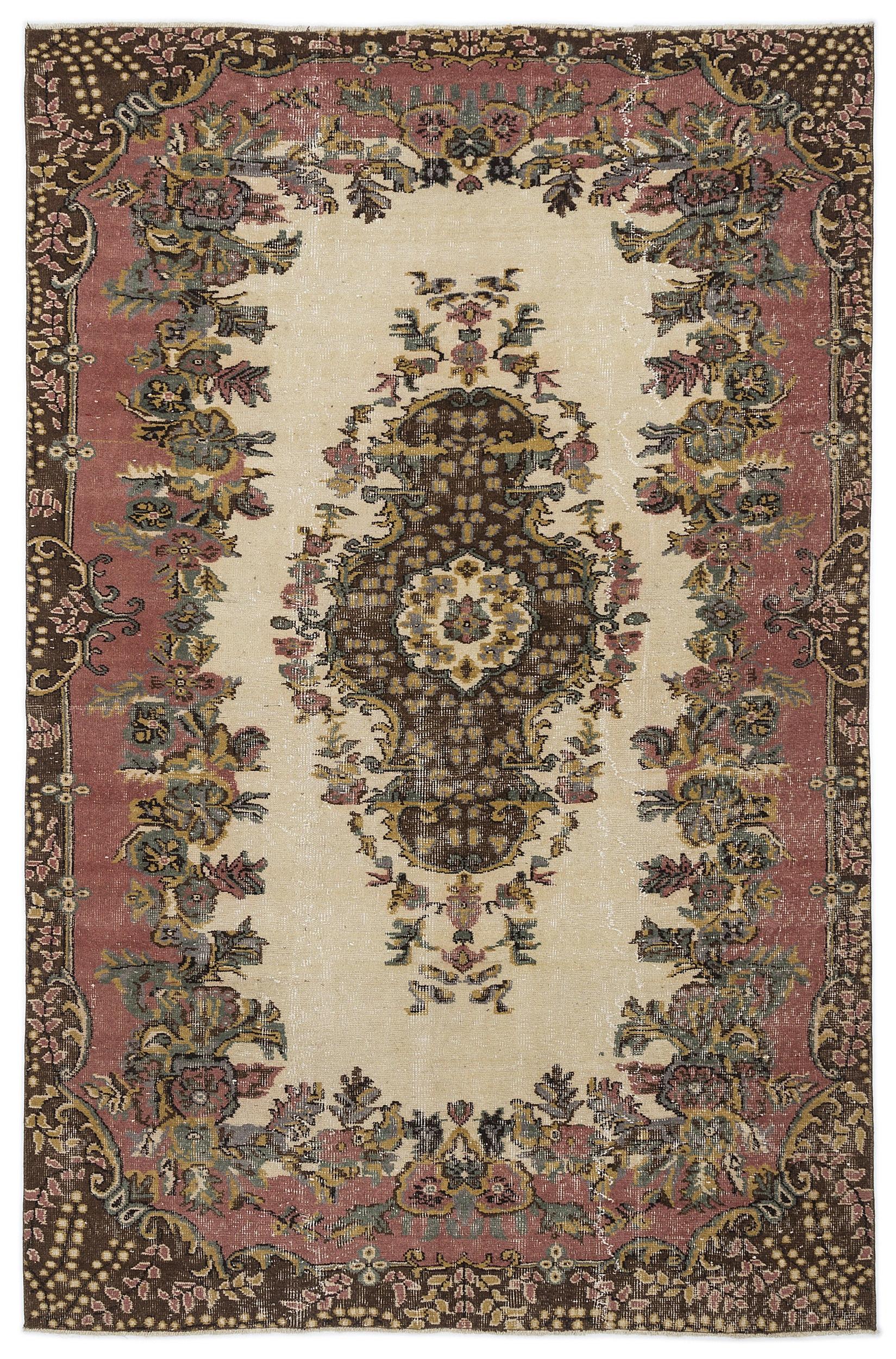 Coayn - Vintage Medallion Rug - 5'9 X 8'8