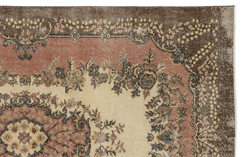 Load image 1 in gallery view. Flausa - Vintage Medallion Rug - 5'4 X 8'4