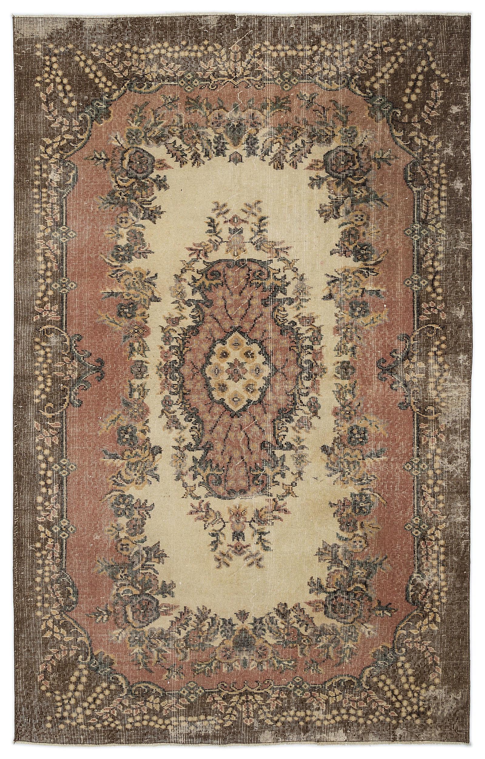 Flausa - Vintage Medallion Rug - 5'4 X 8'4