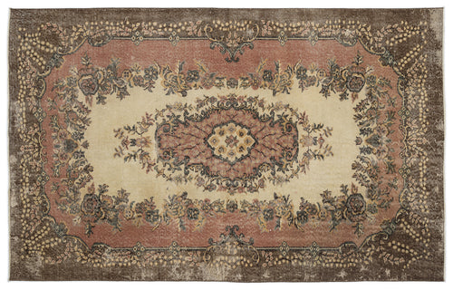 Load image 1 in gallery view. Flausa - Vintage Medallion Rug - 5'4 X 8'4