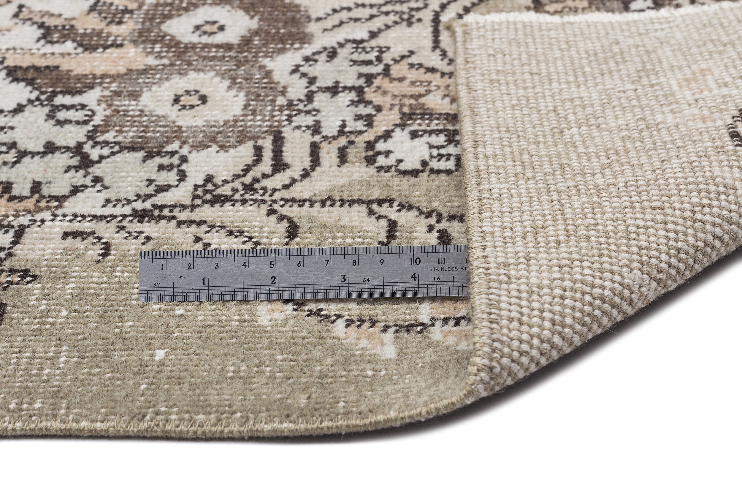 Shaisoane - Vintage Medallion Rug - 6'1 X 10'1