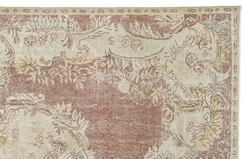 Load image 1 in gallery view. Trinuta - Vintage Medallion Rug - 5'10 X 9'5