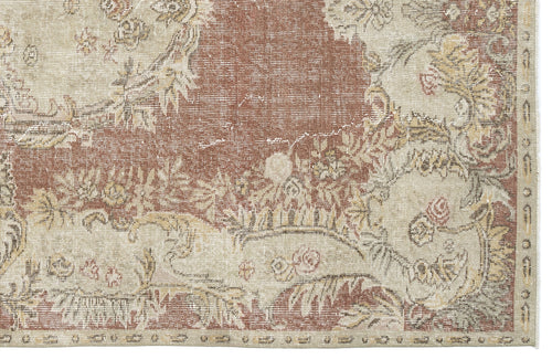 Load image 1 in gallery view. Trinuta - Vintage Medallion Rug - 5'10 X 9'5