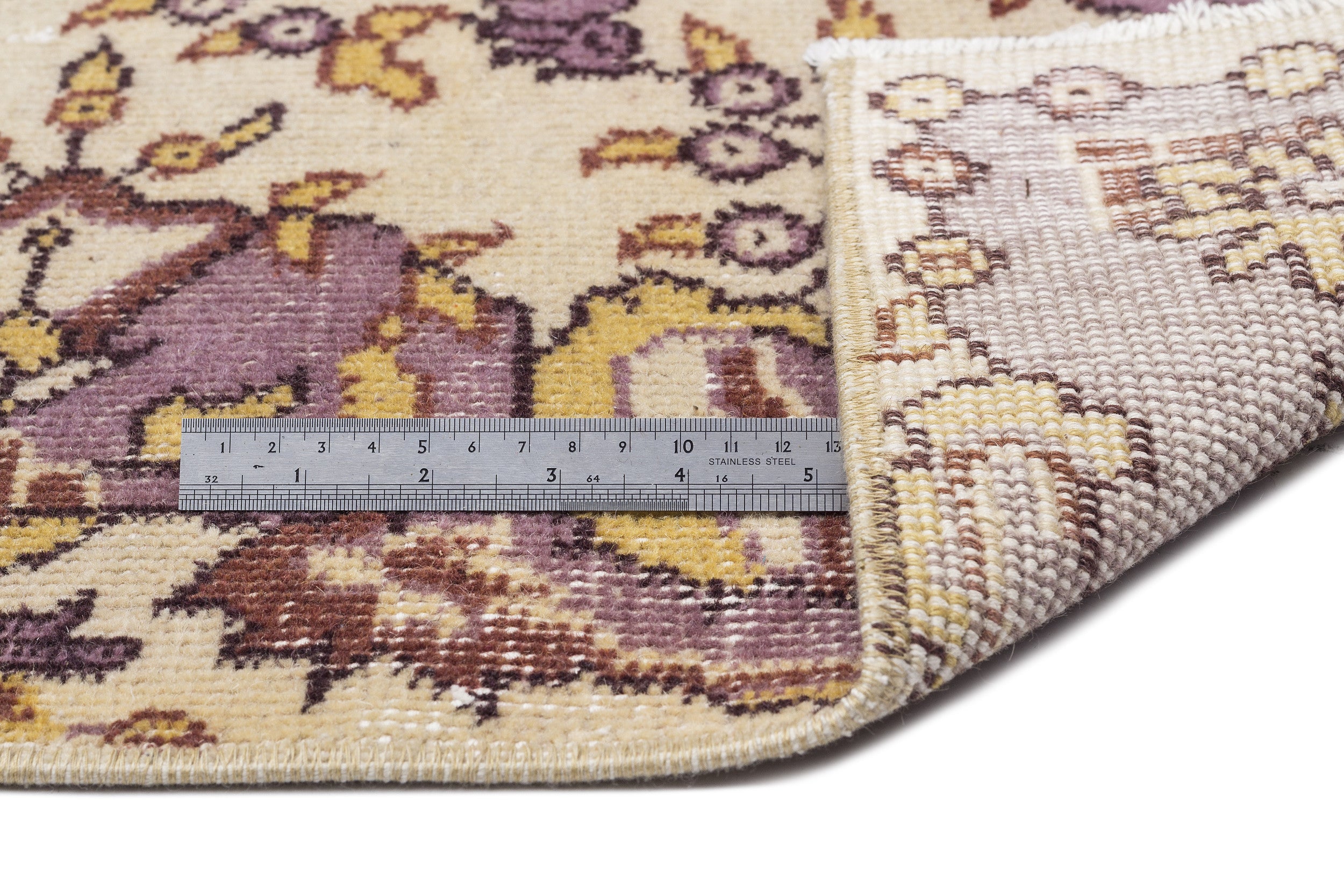 Nepima - Vintage Medallion Rug - 5'5 X 10'0
