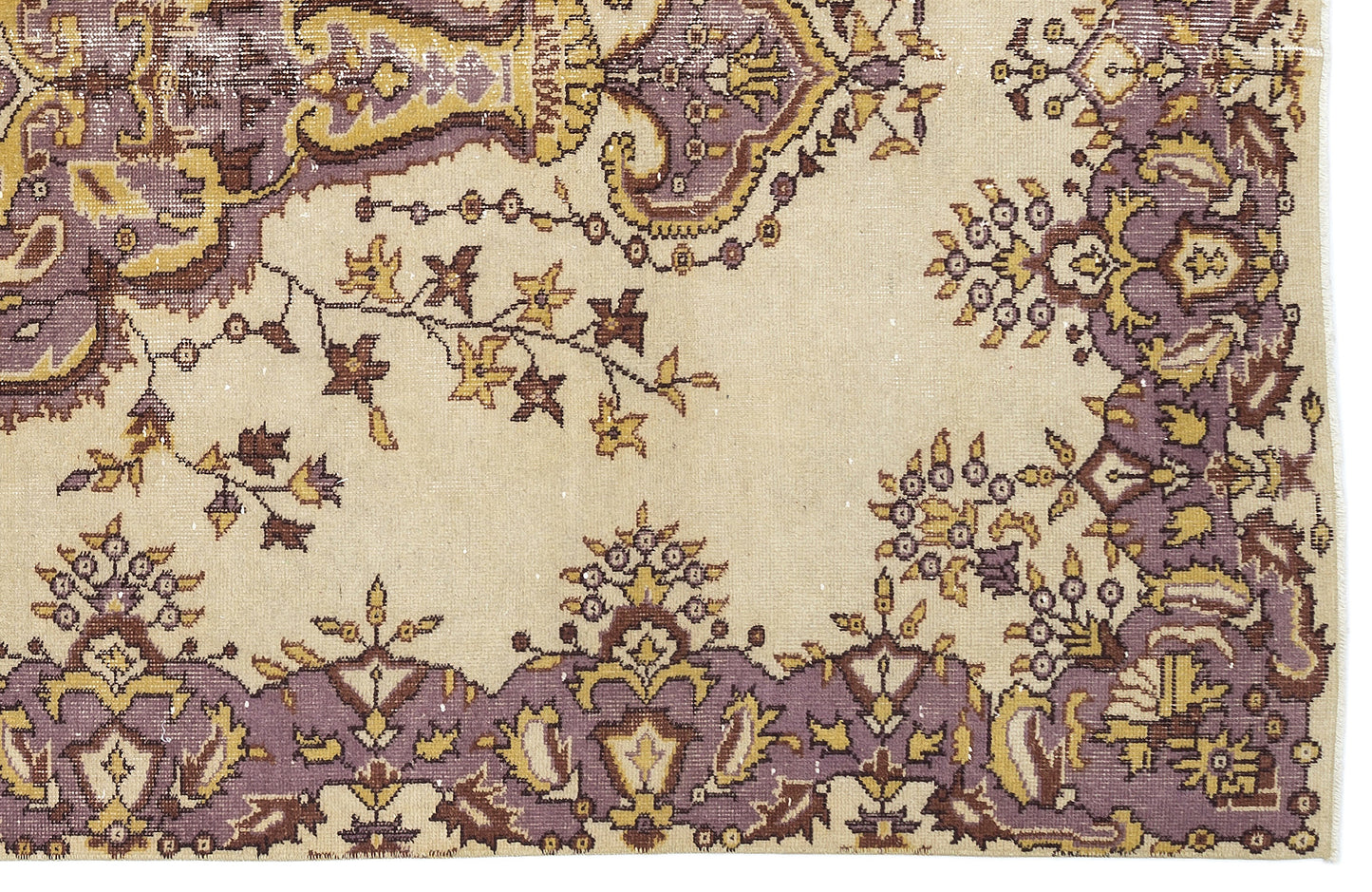 Nepima - Vintage Medallion Rug - 5'5 X 10'0