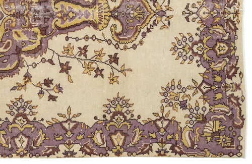 Bild 1 in Galerieansicht laden. Nepima - Vintage Medallion Rug - 5'5 X 10'0