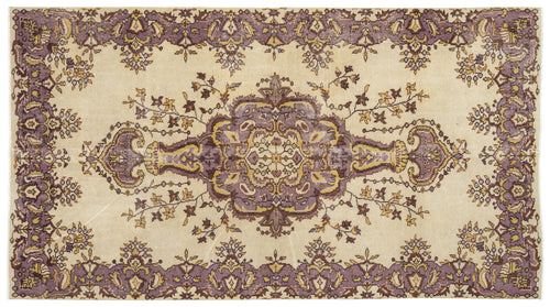 Bild 1 in Galerieansicht laden. Nepima - Vintage Medallion Rug - 5'5 X 10'0
