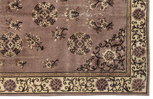 Load image 1 in gallery view. Lazuva - Vintage Floral Rug - 5'2 X 8'8