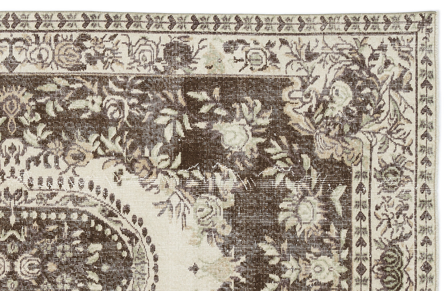 Muraor - Vintage Medallion Rug - 5'3 X 8'11