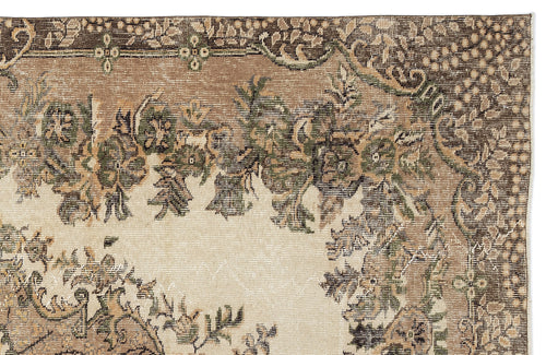 Load image 1 in gallery view. Voduya - Vintage Medallion Rug - 5'9 X 9'6
