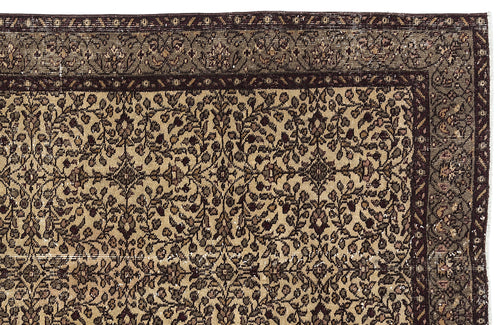 Load image 1 in gallery view. Gemada - Vintage Floral Rug - 4'9 X 8'4