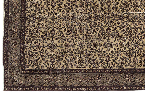 Load image 1 in gallery view. Gemada - Vintage Floral Rug - 4'9 X 8'4