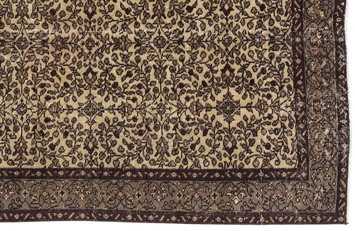 Load image 1 in gallery view. Gemada - Vintage Floral Rug - 4'9 X 8'4