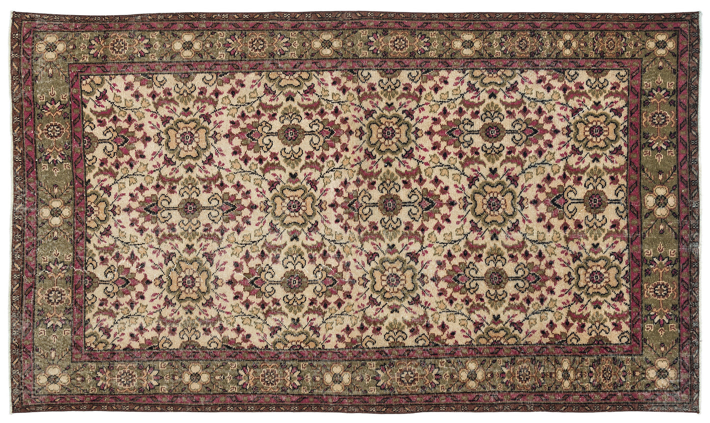 Doloan - Vintage Floral Rug - 5'2 X 8'11