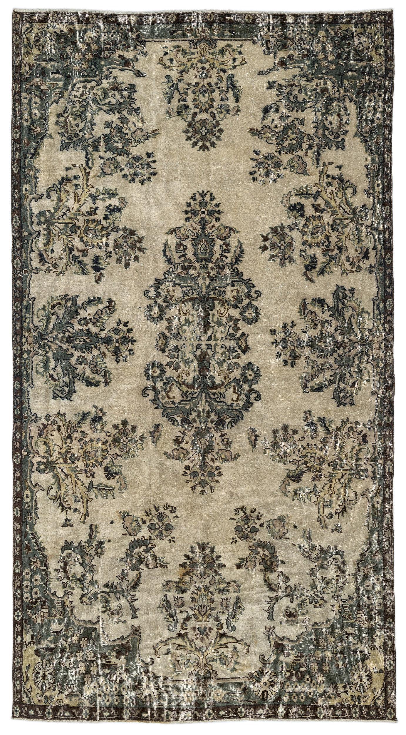 Fladava - Vintage Medallion Rug - 5'5 X 9'11