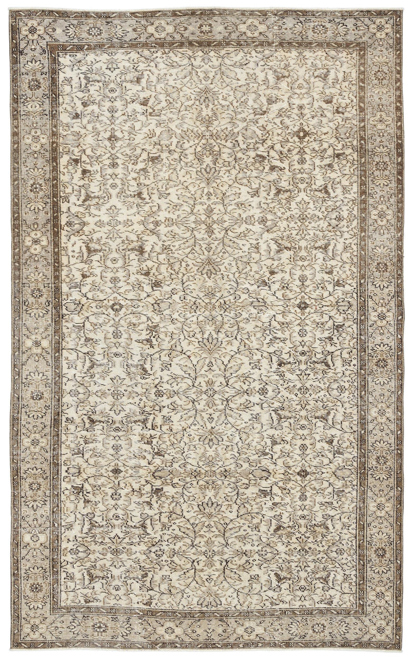 Pakoda - Vintage Floral Rug - 5'9 X 9'3